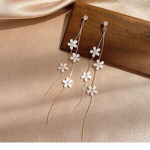 White flower earrings acrylic feathered Snow White long white earrings floral
